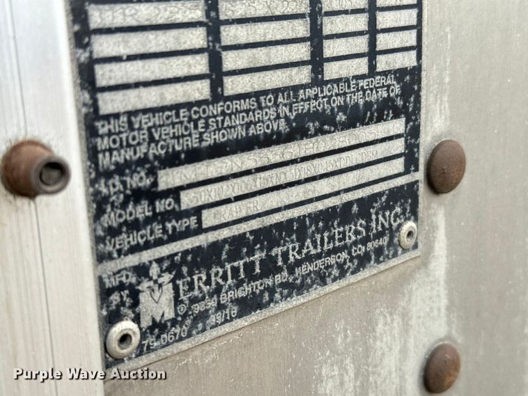 image for item EU6093 2018 Merritt DDLCDBM livestock trailer