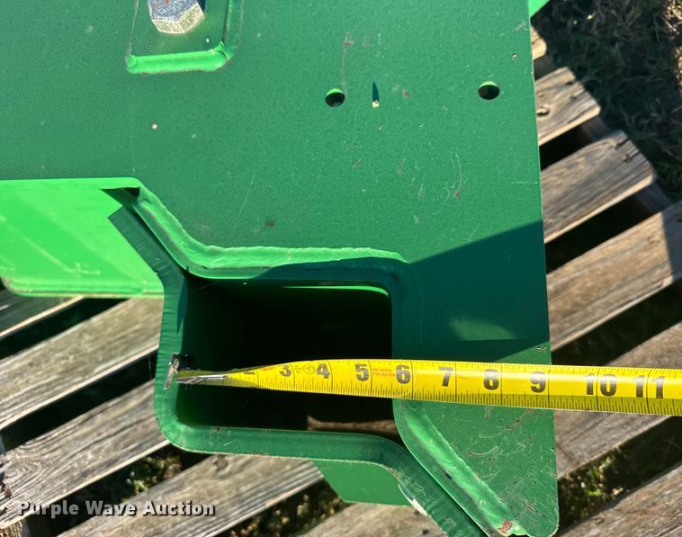 image for item EU6152 Planter wing mount