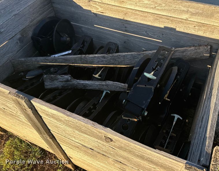 image for item EU6153 Approximately 12 closing wheel assembly