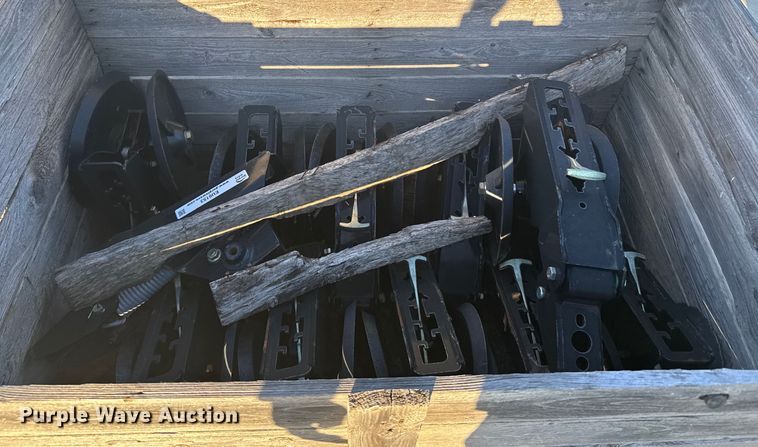 image for item EU6153 Approximately 12 closing wheel assembly