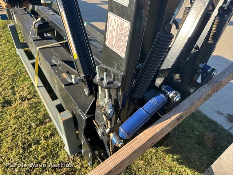 image for item EU6155 Haukaas Dual marker arms