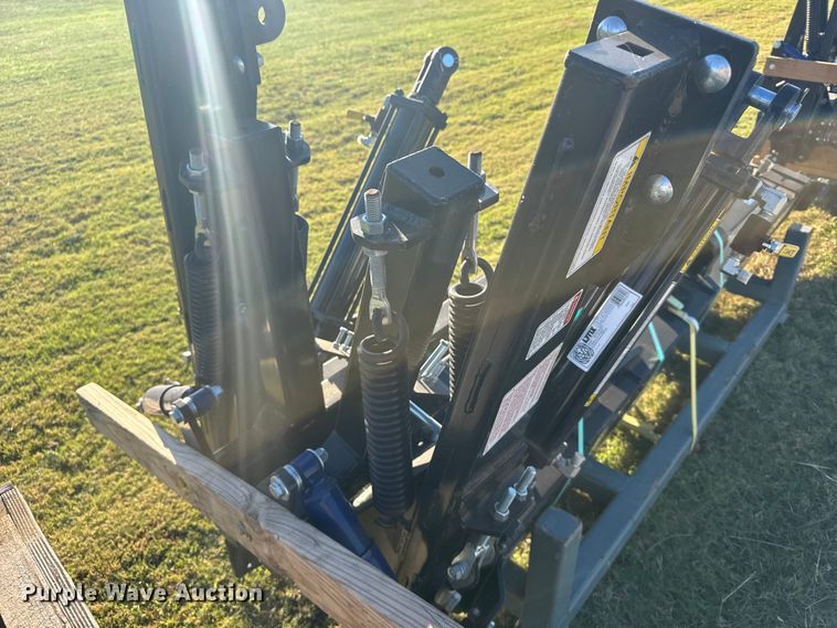 image for item EU6155 Haukaas Dual marker arms