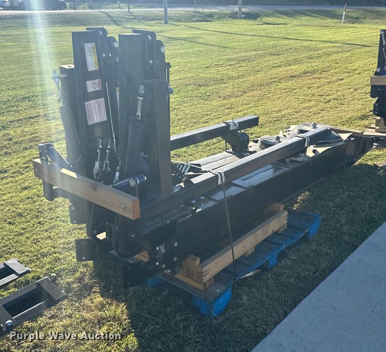 image for item EU6156 Haukaas dual marker arms