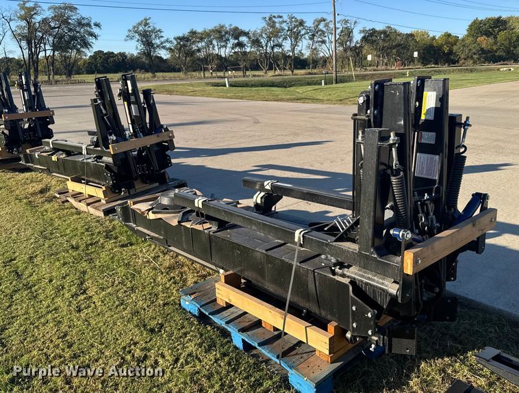 image for item EU6156 Haukaas dual marker arms