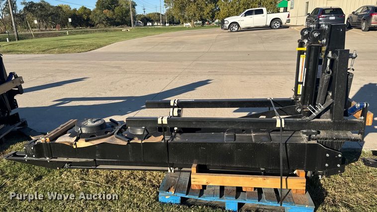 image for item EU6156 Haukaas dual marker arms