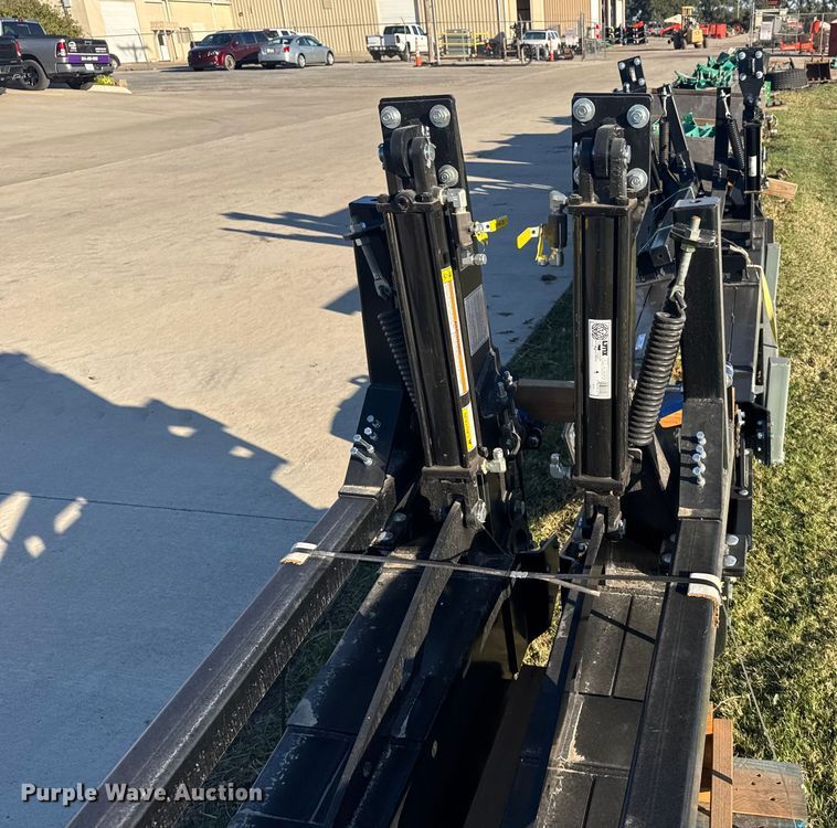 image for item EU6156 Haukaas dual marker arms