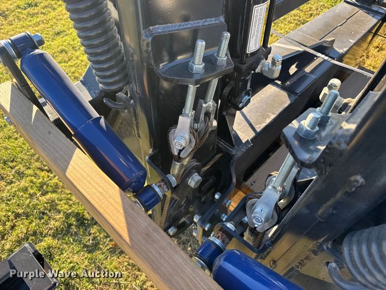 image for item EU6156 Haukaas dual marker arms