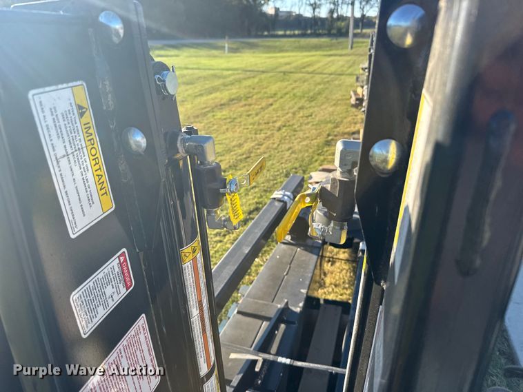 image for item EU6156 Haukaas dual marker arms