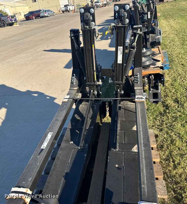 image for item EU6157 Haukaas dual marker arms