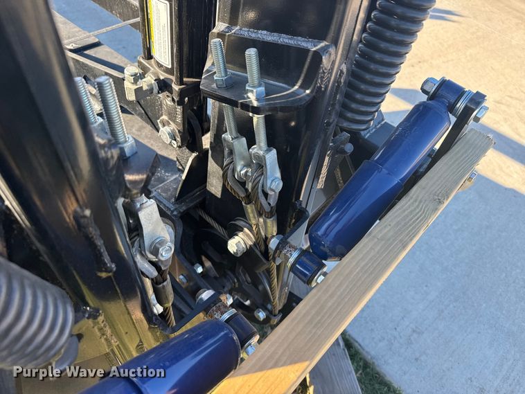 image for item EU6157 Haukaas dual marker arms