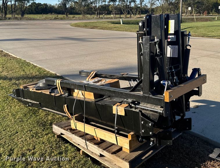 image for item EU6158 Haukaas dual marker arms