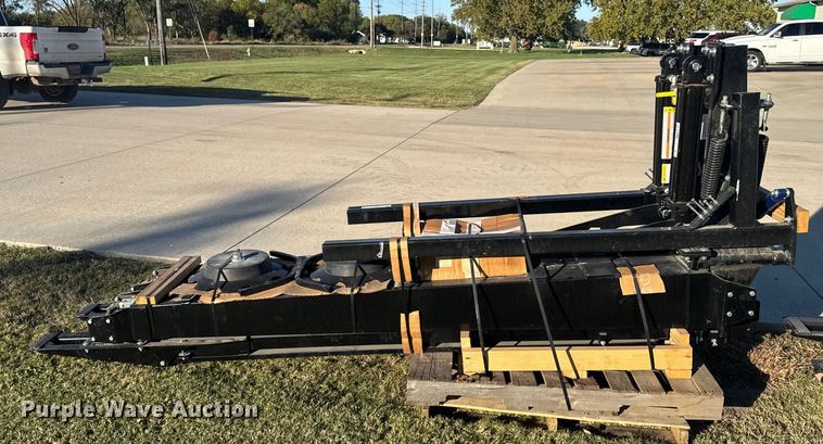 image for item EU6158 Haukaas dual marker arms