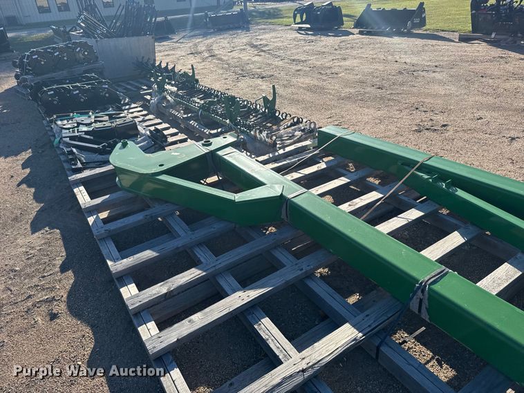 image for item EU6160 Right hand wing planter mount