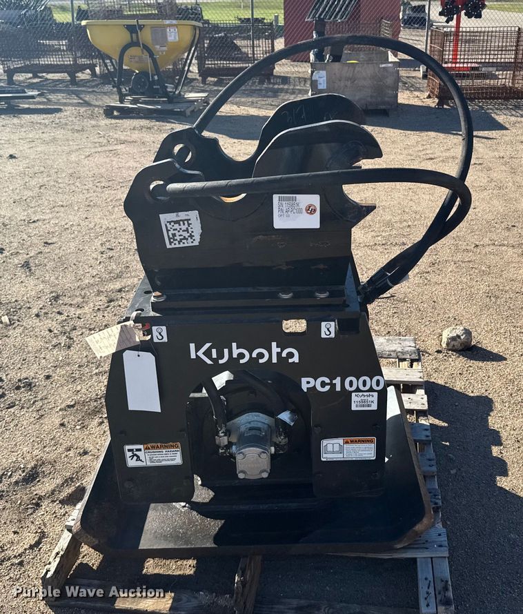 image for item EU6168 Kubota PC1000 excavator plate compactor