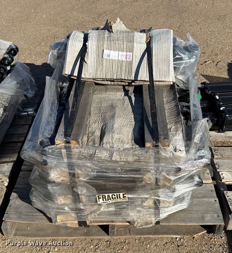 image for item EU6179 (25) 4