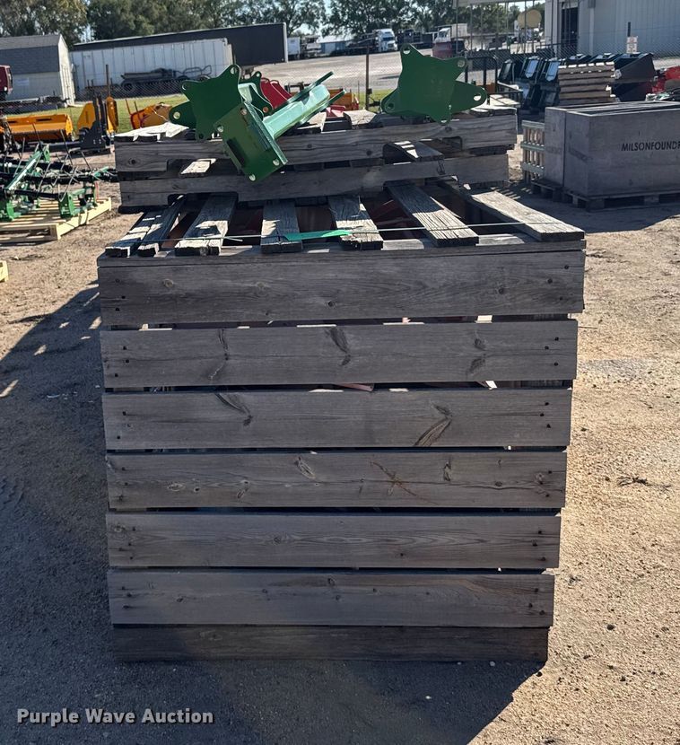 image for item EU6183 Kverneland mold boards