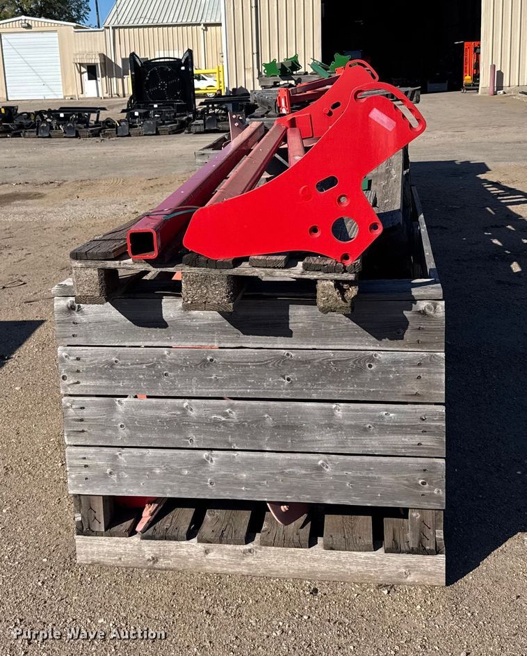 image for item EU6183 Kverneland mold boards