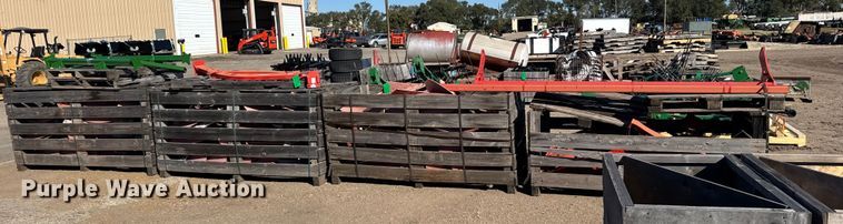 image for item EU6183 Kverneland mold boards