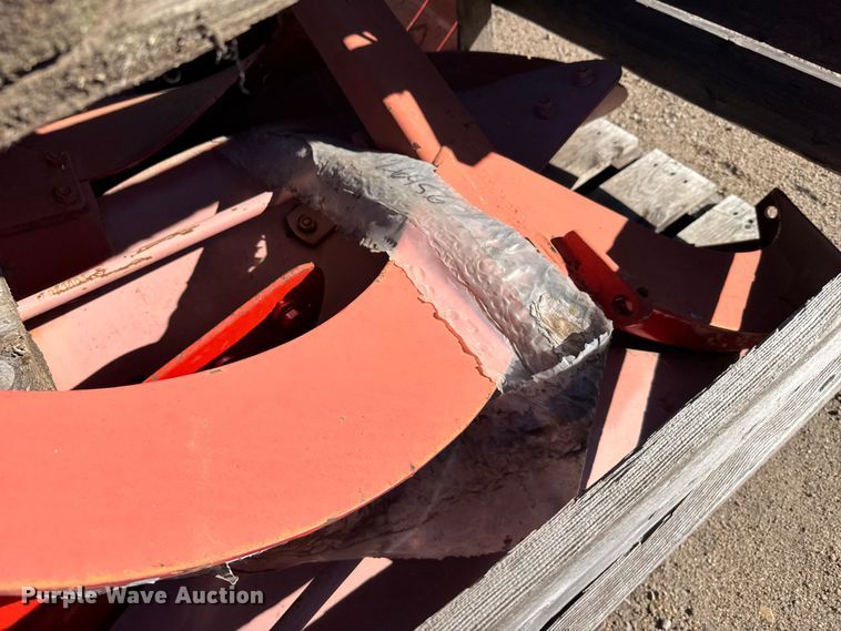 image for item EU6183 Kverneland mold boards