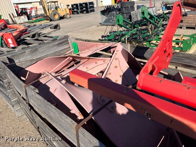 image for item EU6183 Kverneland mold boards