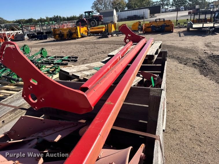 image for item EU6183 Kverneland mold boards