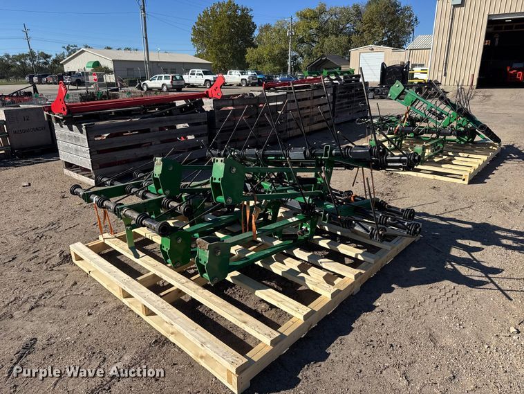 image for item EU6184 (3) 90