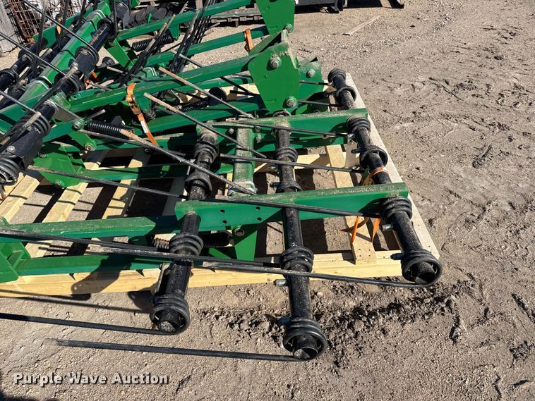 image for item EU6184 (3) 90