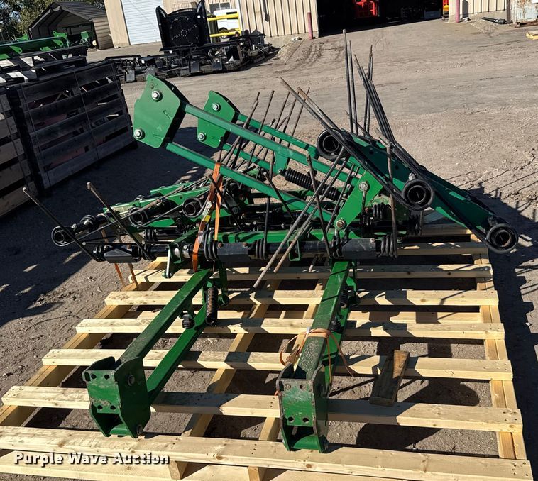 image for item EU6185 (3) 90