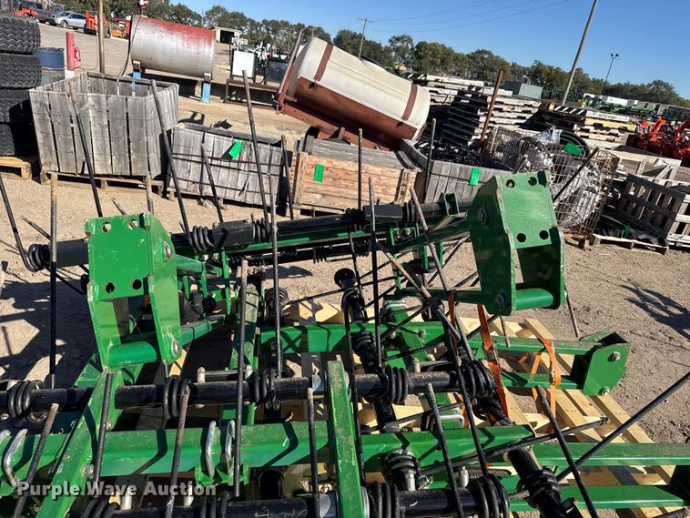 image for item EU6185 (3) 90