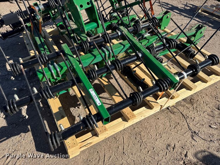 image for item EU6185 (3) 90