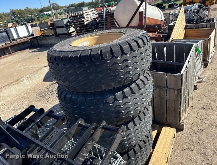 image for item EU6187 (4) 305/70R16.5 tires and wheels