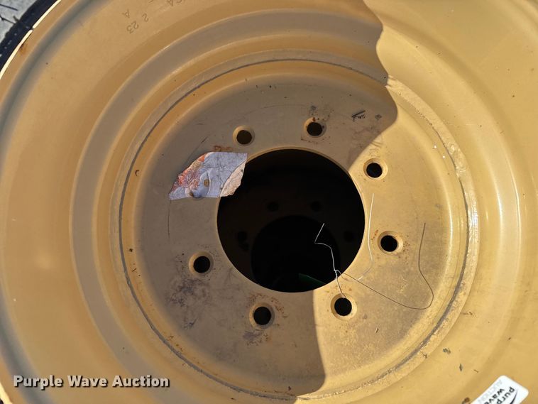 image for item EU6187 (4) 305/70R16.5 tires and wheels