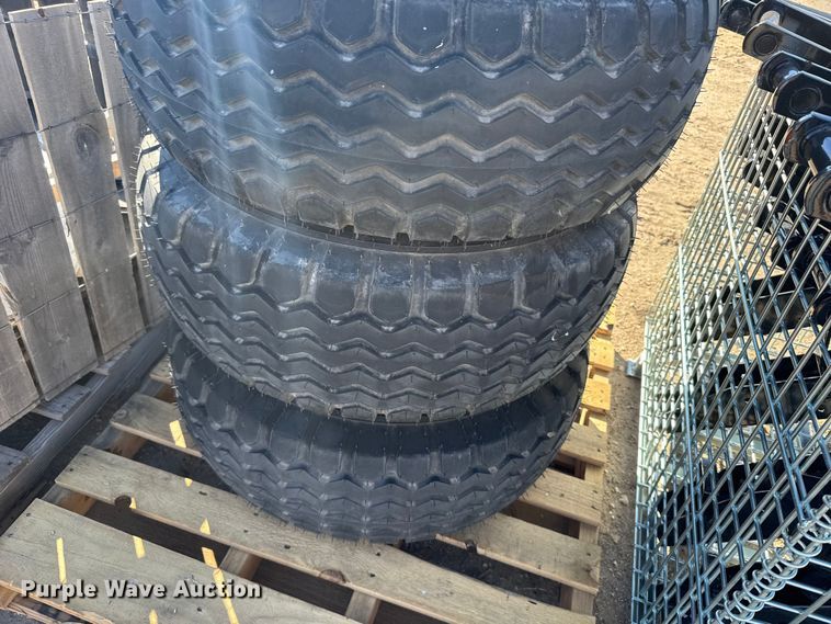 image for item EU6187 (4) 305/70R16.5 tires and wheels