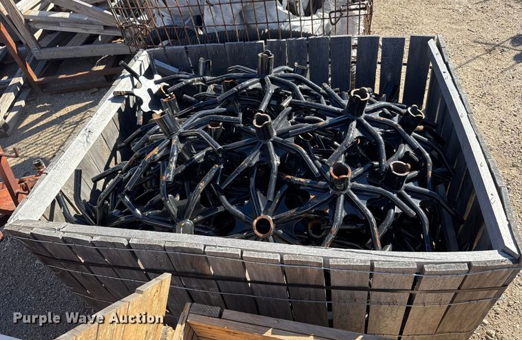 image for item EU6191 Approximately (106) 15