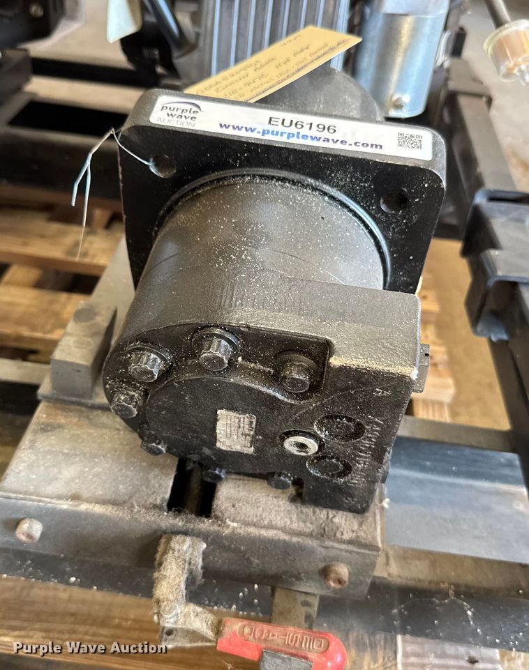 image for item EU6196 Hydraulic motor