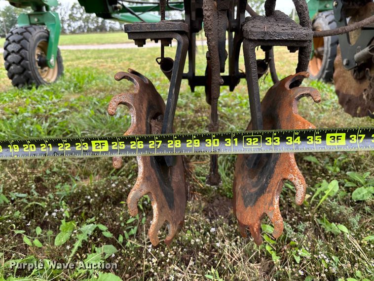 image for item EV3076 2015 Great Plains NP1540 NH3 applicator