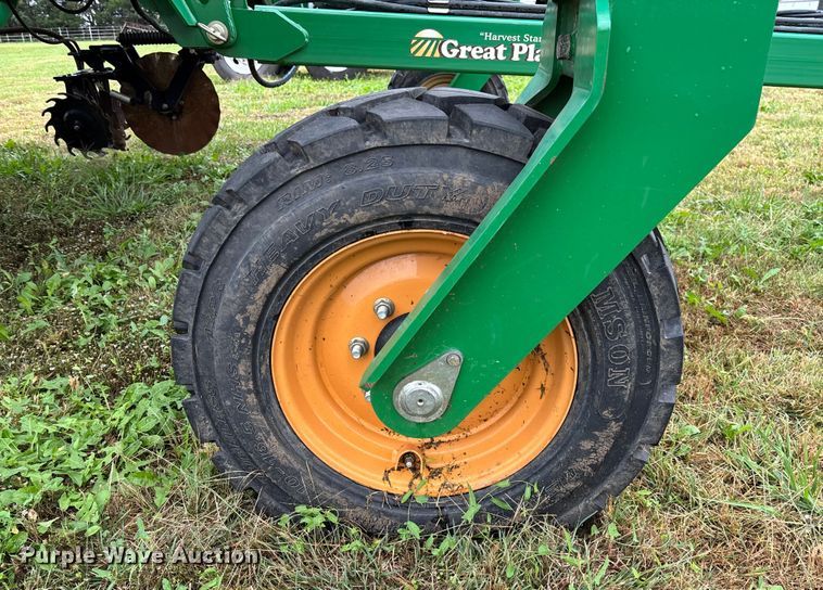 image for item EV3076 2015 Great Plains NP1540 NH3 applicator