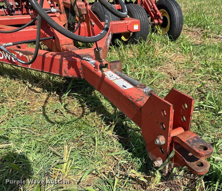 image for item EV3087 Sunflower 9411-15 grain drill