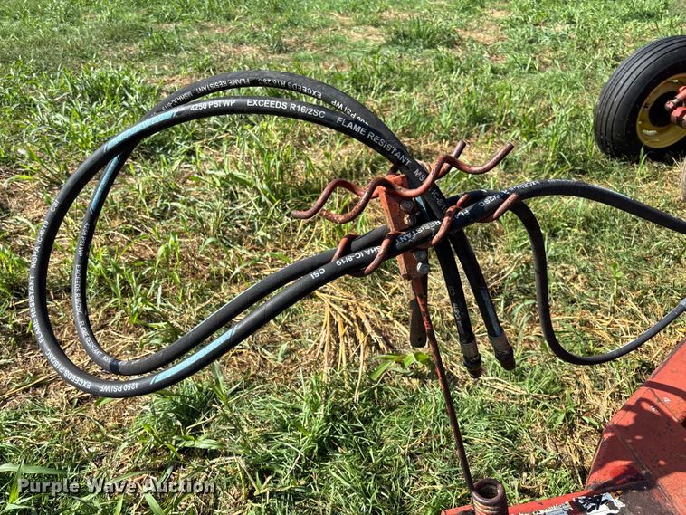 image for item EV3087 Sunflower 9411-15 grain drill