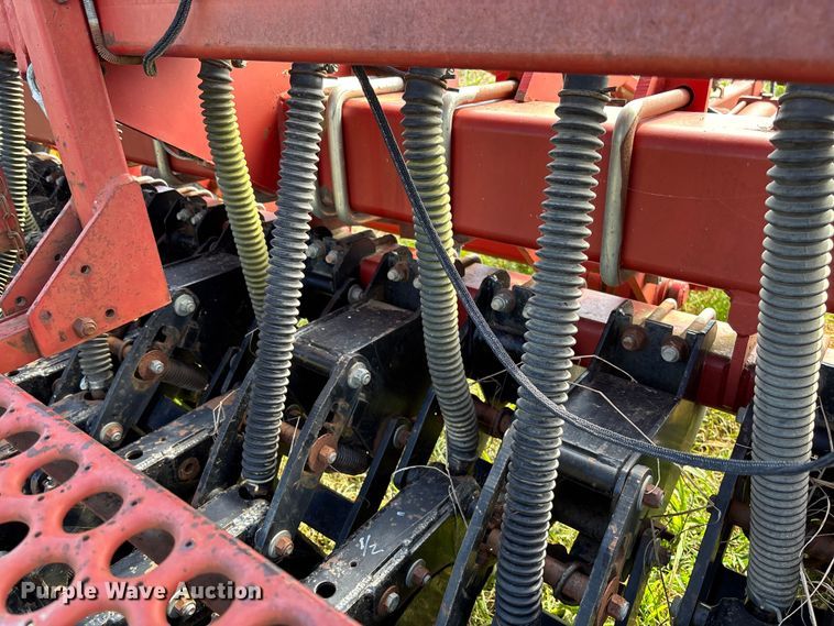 image for item EV3087 Sunflower 9411-15 grain drill