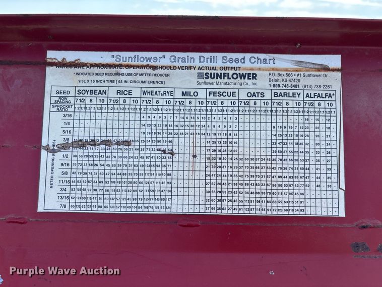 image for item EV3087 Sunflower 9411-15 grain drill