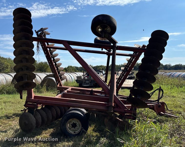 image for item EV3089 International tandem disk