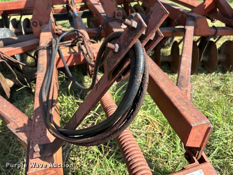 image for item EV3089 International tandem disk