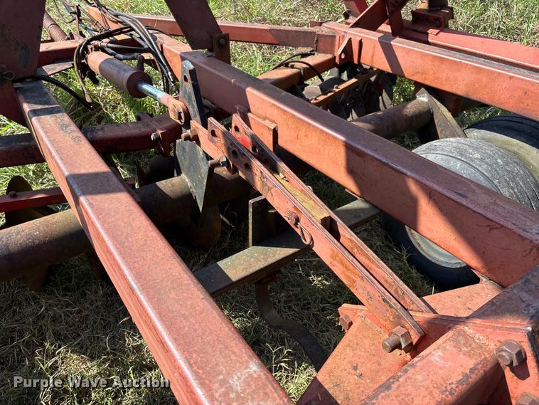 image for item EV3089 International tandem disk