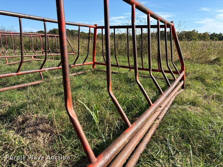 image for item EV3091 Hay bale feeder