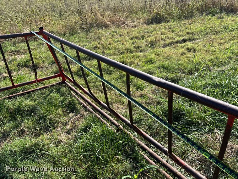 image for item EV3091 Hay bale feeder