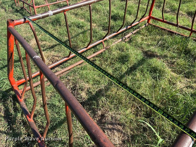 image for item EV3091 Hay bale feeder