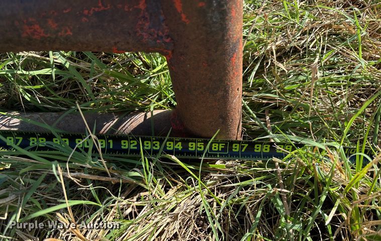 image for item EV3091 Hay bale feeder