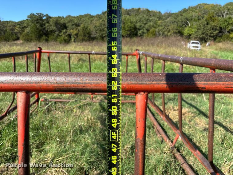 image for item EV3091 Hay bale feeder