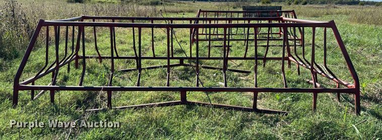 image for item EV3092 Hay bale feeder